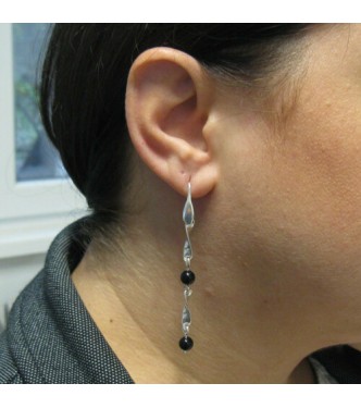 E000685 Long dangling sterling silver earrings solid 925 with 6mm onyx Empress